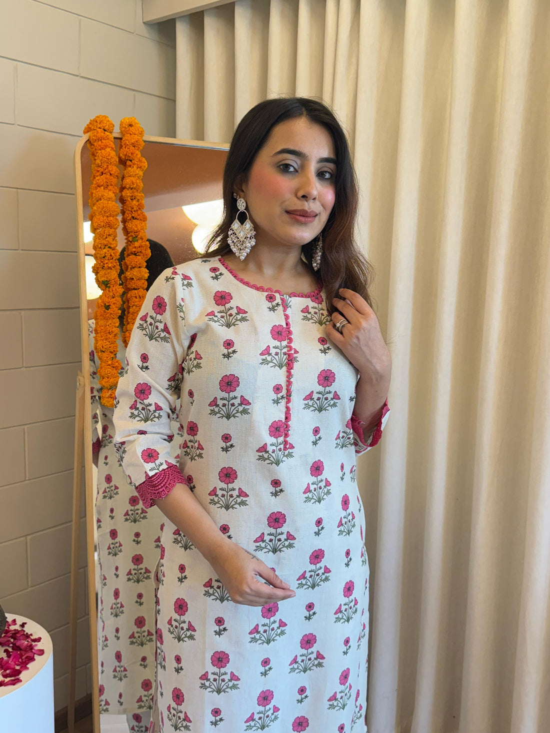 Stylish White Pant Set for Women – A Versatile Outfit for Every Wardrobe