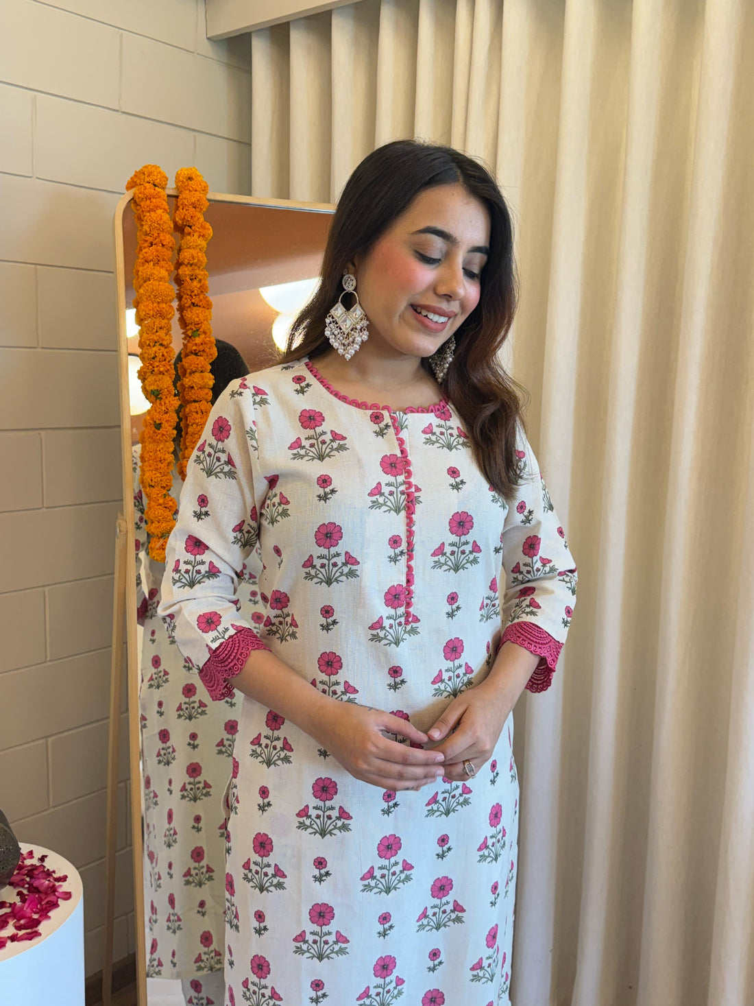 Stylish White Pant Set for Women – A Versatile Outfit for Every Wardrobe