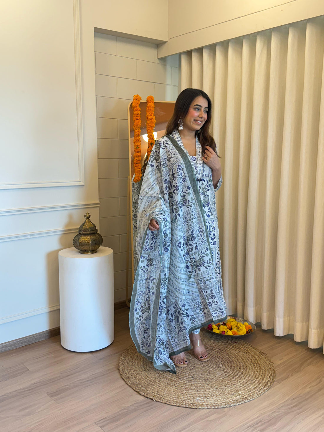 Latest Women&