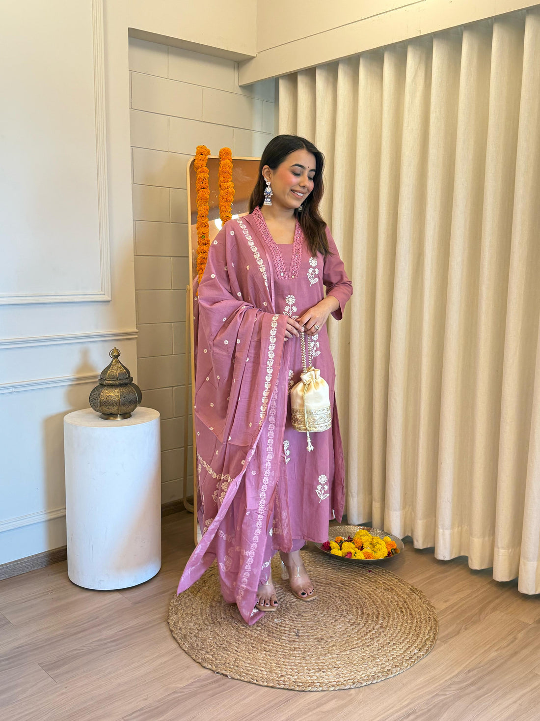 Stylish Women’s Pink Dupatta Set – Traditional Outfit with Modern Appeal