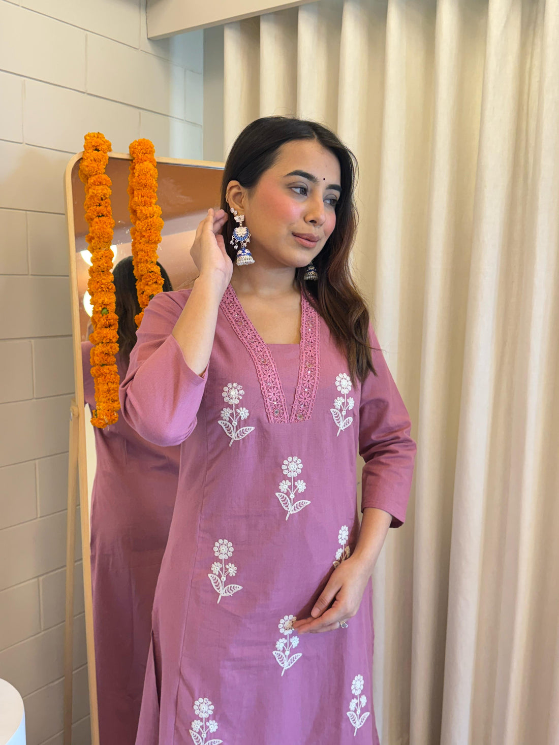Stylish Women’s Pink Dupatta Set – Traditional Outfit with Modern Appeal