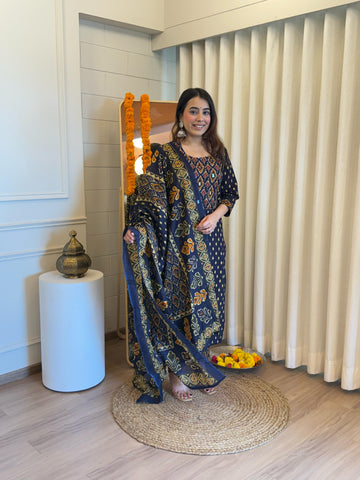 Stylish Pair of Dark Blue Dupatta Set for Women – Ideal for Festive & Wedding Wear
