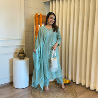 Elegant Light Green Dupatta Set for Women – A Refreshing Touch of Grace