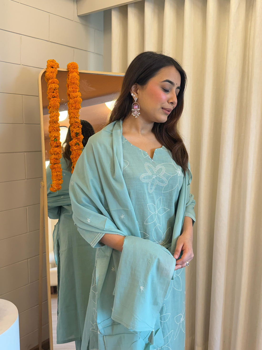 Elegant Light Green Dupatta Set for Women – A Refreshing Touch of Grace