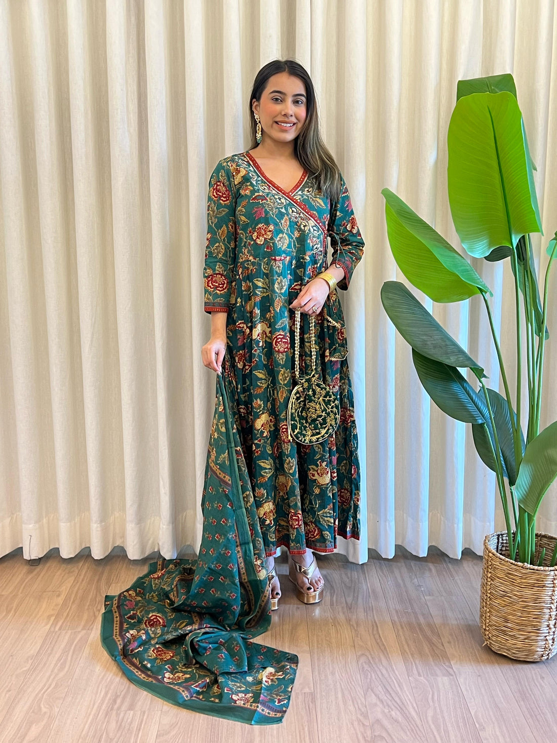 Latest Green Dupatta Set for Women – Designer Indian Ethnic Wear Online