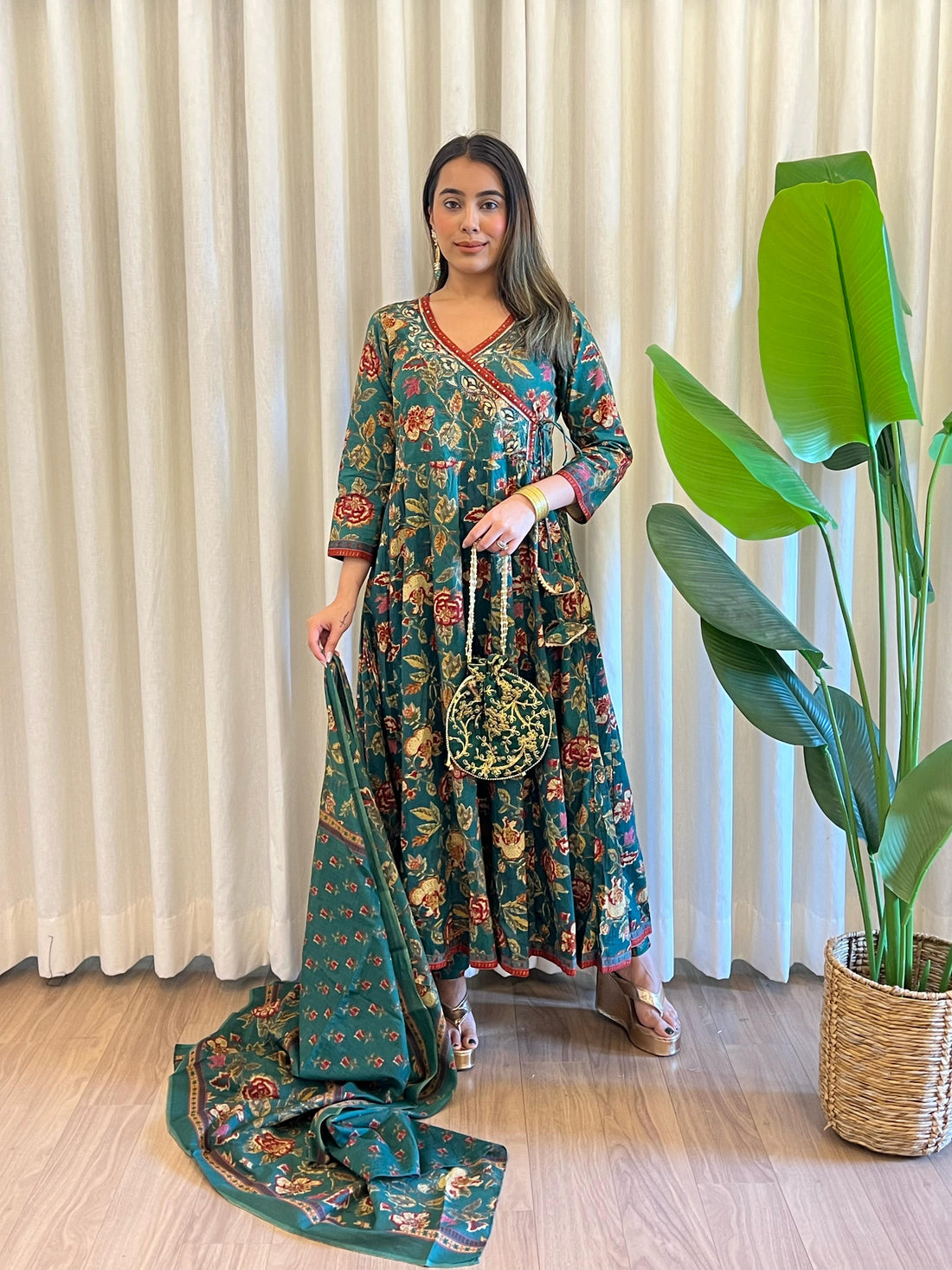 Latest Green Dupatta Set for Women – Designer Indian Ethnic Wear Online