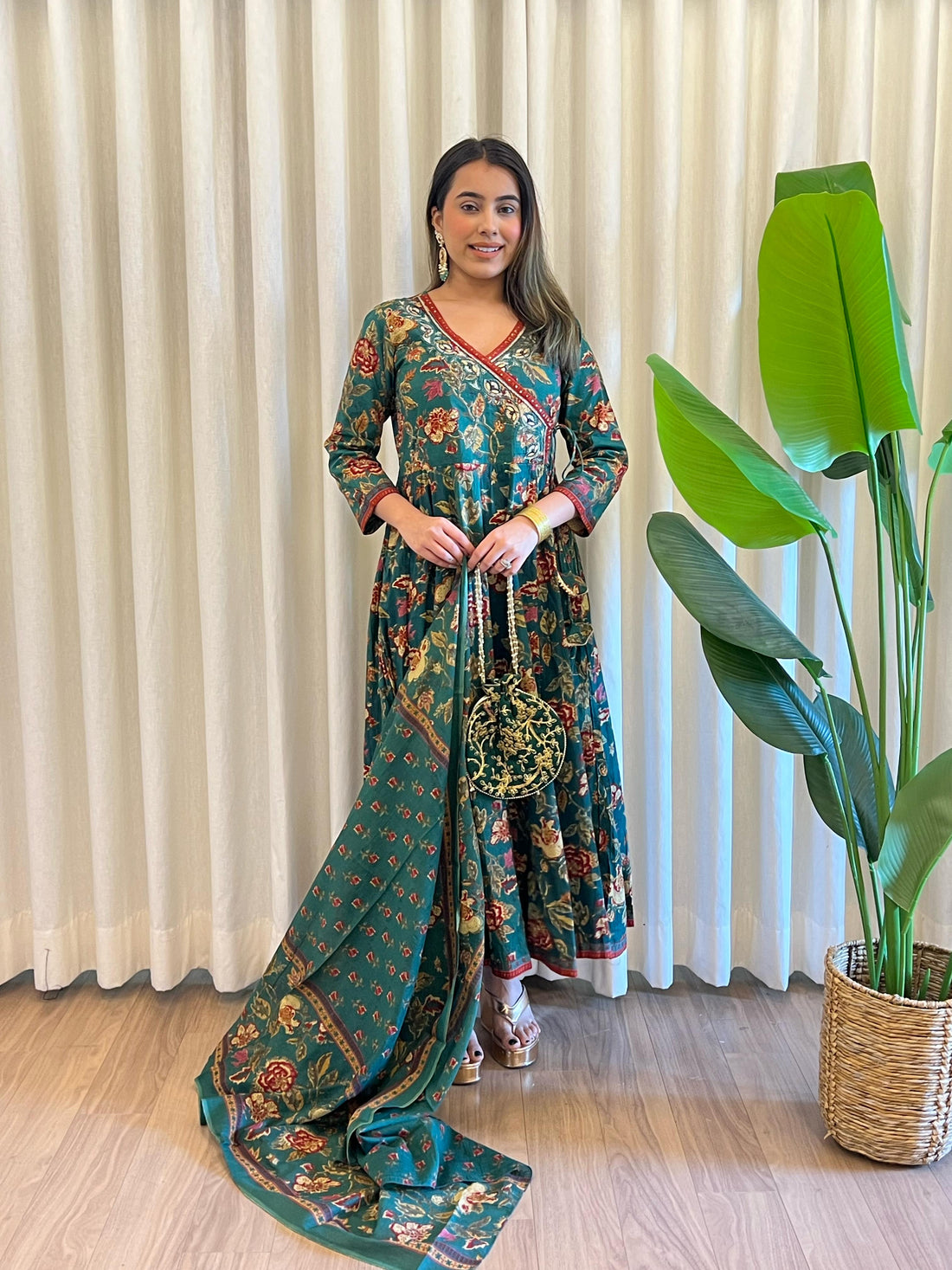 Latest Green Dupatta Set for Women – Designer Indian Ethnic Wear Online