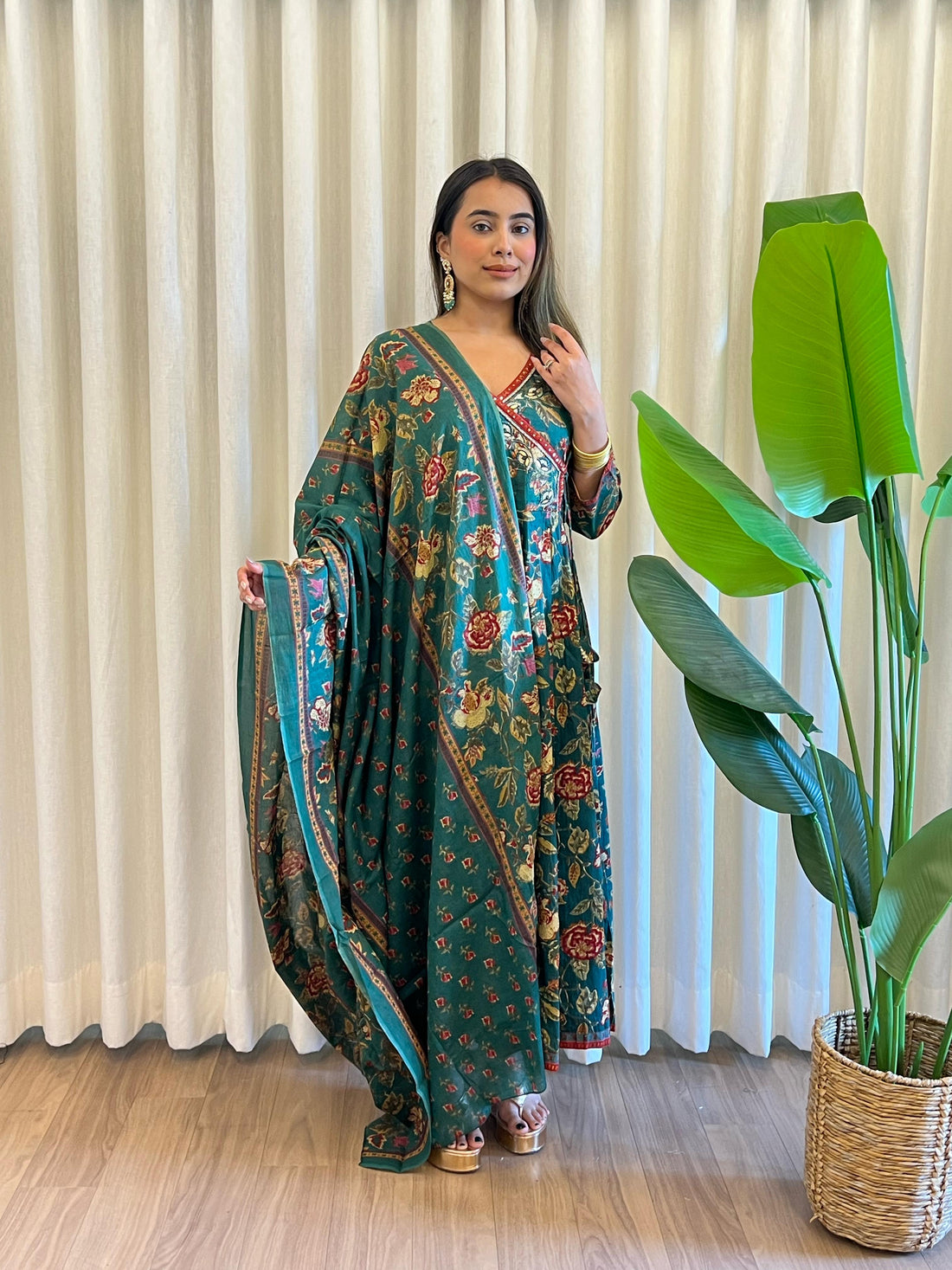 Latest Green Dupatta Set for Women – Designer Indian Ethnic Wear Online
